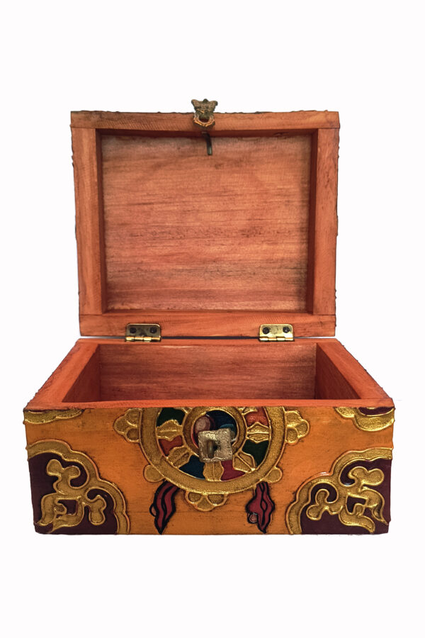 Caja tibetana dharma